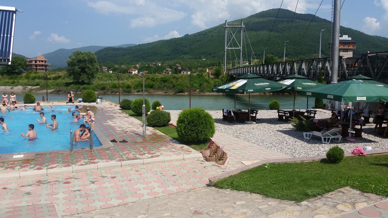 Hotel Pansion Basa Ustikolina Exterior foto