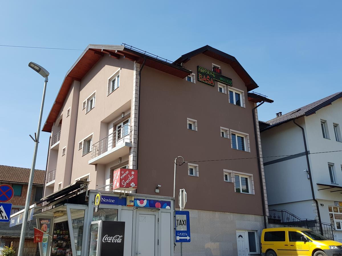 Hotel Pansion Basa Ustikolina Exterior foto